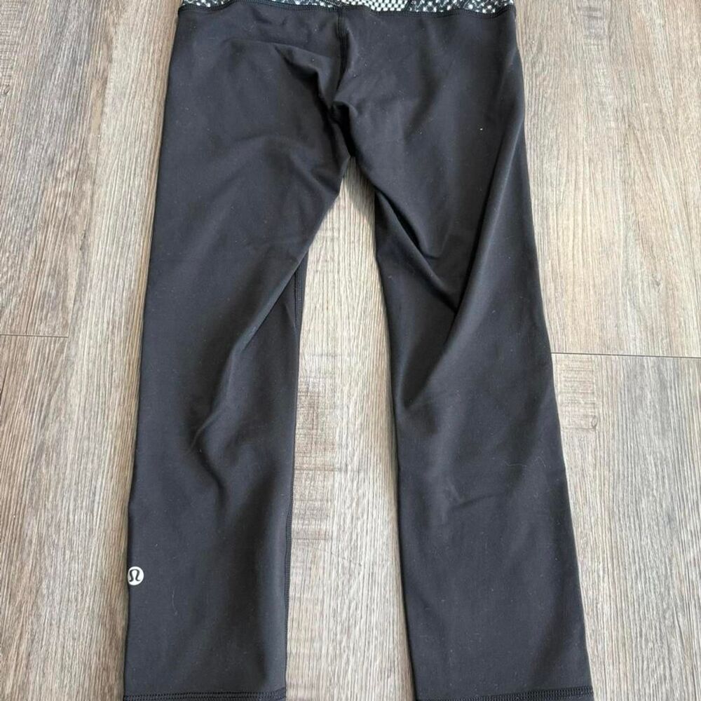 Lululemon capri leggings size 4